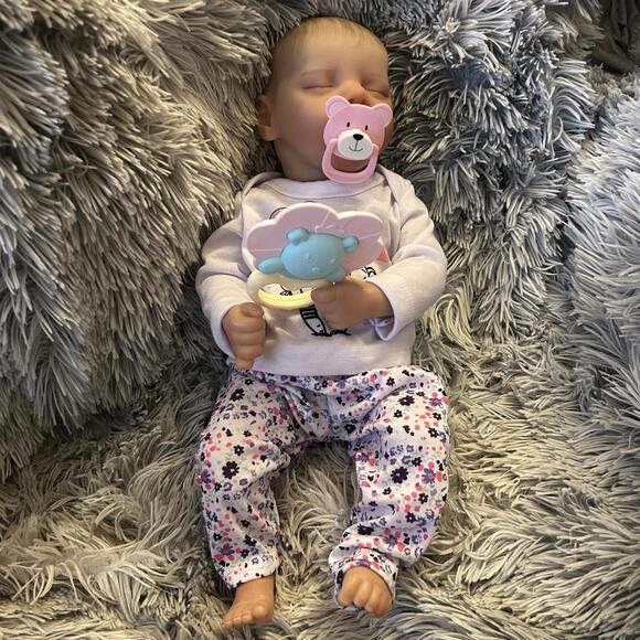 Reborn Soft Full Silicone Vinyl Baby Girl & Accessories (NEW) - Picture 4 of 11